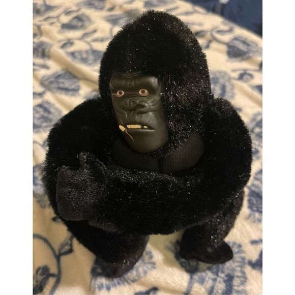 Universal Studios King Kong the eighth wonder of the world plush 8 inches tall - Picture 7 of 7